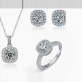 Parure Coussin Kouchta — collier, puces et bague moissanite, argent 925