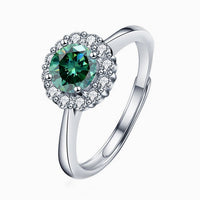 Bague Goutte Kouchta vue de trois quarts — moissanite verte, pavé, argent 925 or blanc 18K