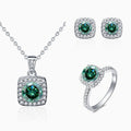 Parure Carré Kouchta — collier, bague et puces, moissanite verte, argent 925